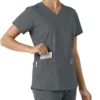 Blusa médica de cuello en V con paneles de punto Force Essentials para mujer