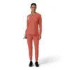 Blusa médica de manguitos largos con cuello redondo Force Cross-Flex para mujer