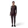 Blusa médica de manguitos largos con cuello redondo Force Cross-Flex para mujer