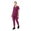 Blusa médica de maternidad Henley Force Essentials para mujer