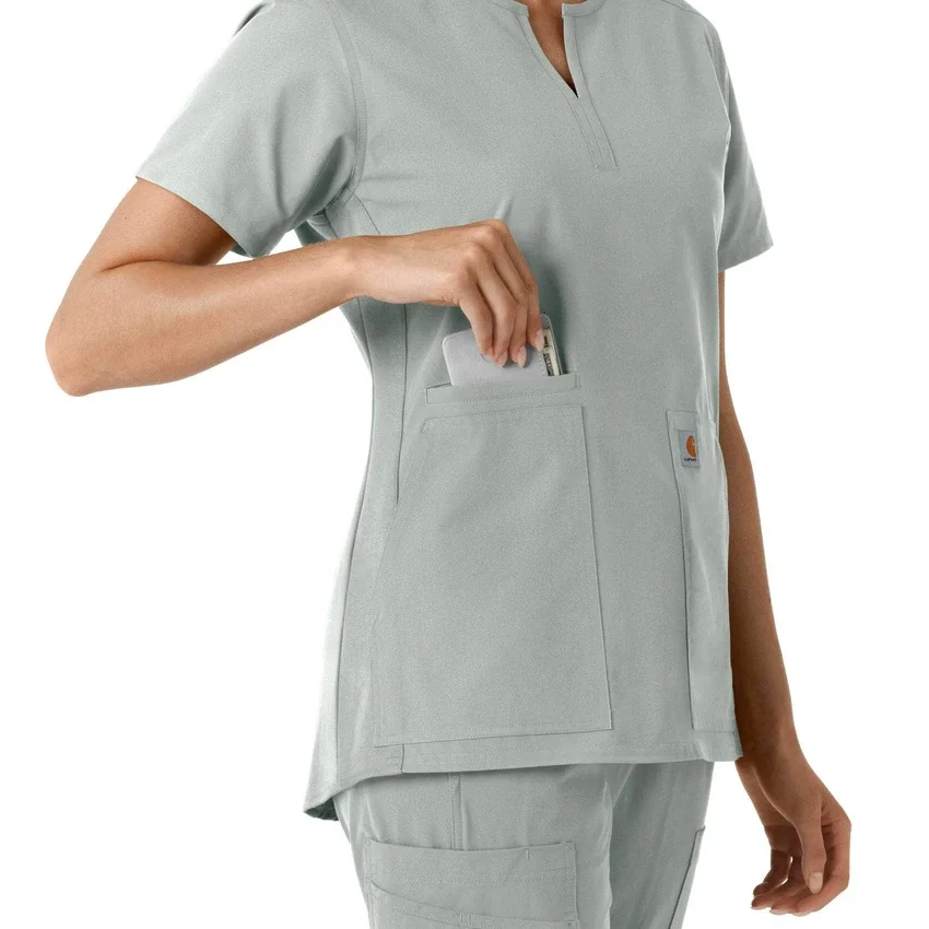 Blusa médica de mujer Force Essentials con cuello en V y paneles de punto