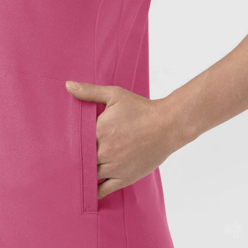 Blusa médica de punto con cuello en V Force Cross-Flex para mujer