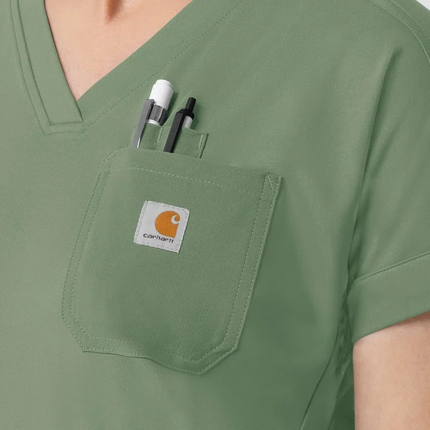 Blusa médica de punto con cuello en V Force Cross-Flex para mujer