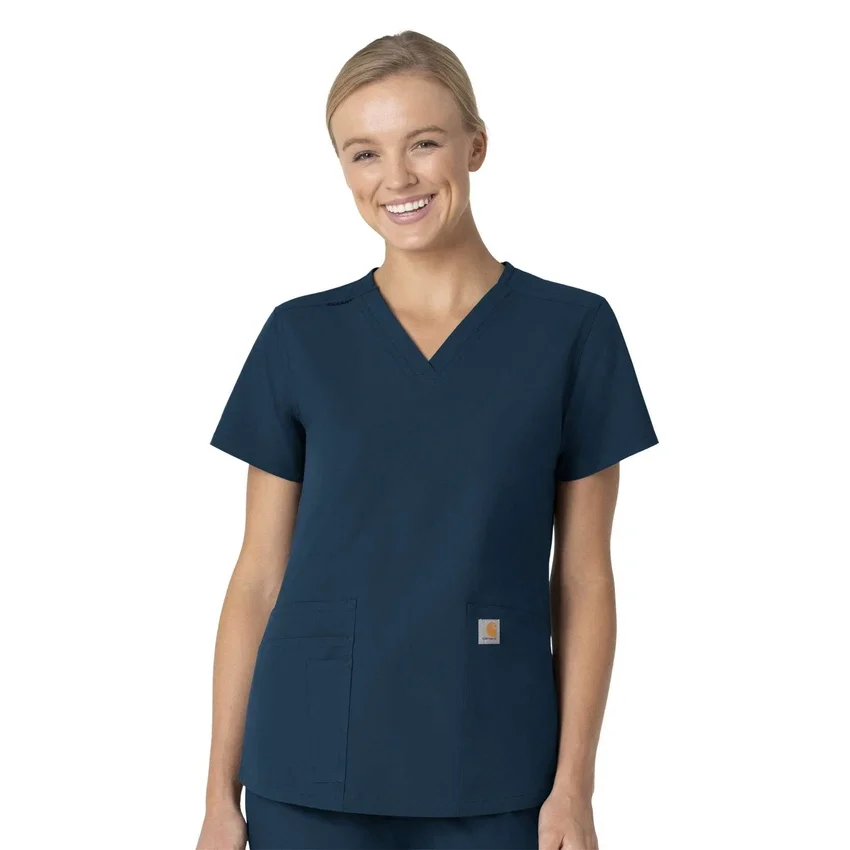 Blusa médica Force Essentials con cuello en V para mujer