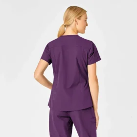 Blusa médica Force Essentials con cuello en V para mujer