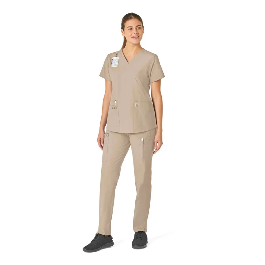 Blusa médica Force Essentials con cuello en V para mujer
