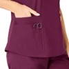 Blusa médica Force Essentials con cuello en V para mujer