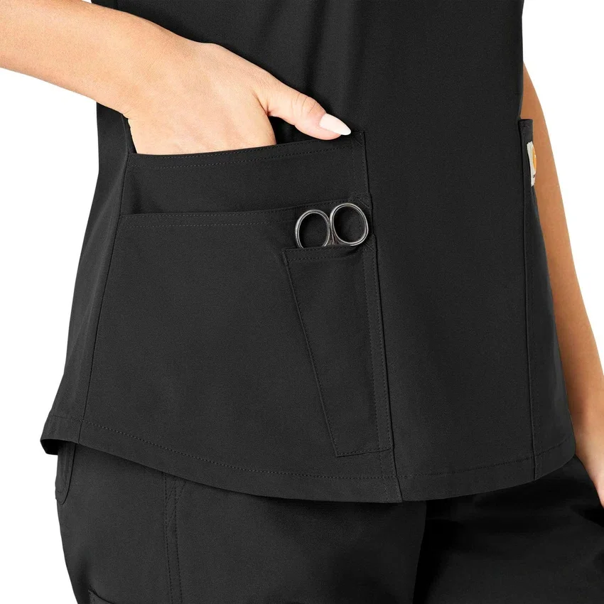 Blusa médica Force Essentials con cuello en V para mujer