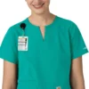 Blusa médica tipo túnica con cuello en V «Force Essentials» para mujer