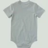 Body con manguitos cortos y bolsillo para niños (bebé)