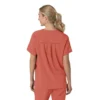 Camisa médica de mujer Force Cross-Flex con cuello en V oversize