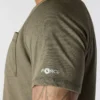 Camiseta de hombre Force de corte holgado con bolsillos y tecnología de absorción de la humedad