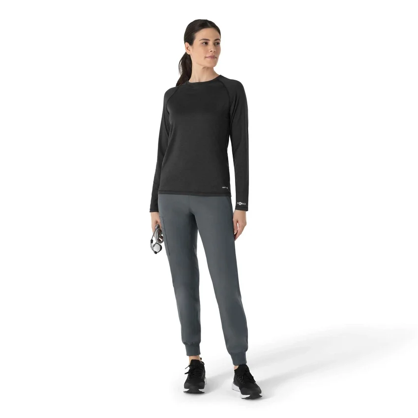 Camiseta de manguitos largos de rendimiento jaspeada «Force Sub-Scrubs» para mujer