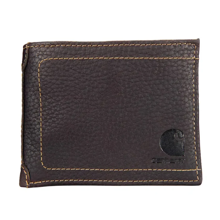 Cartera de piel con textura de guijarros