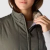 Chaleco aislante para mujer con forro de sherpa y resistente al agua - Chaleco Rain Defender
