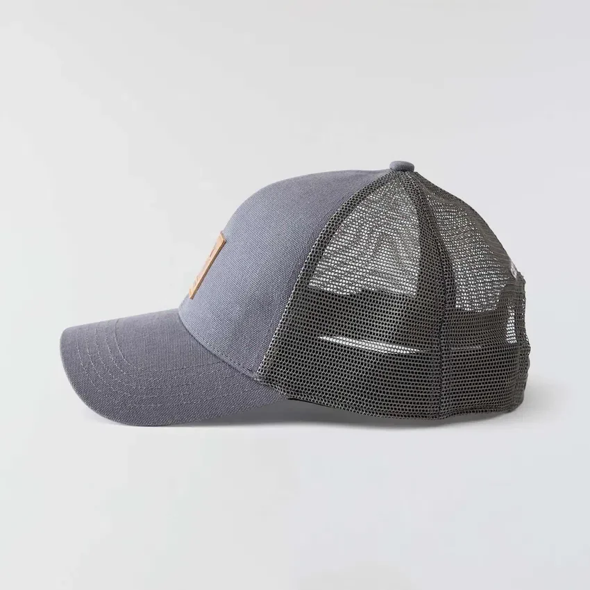 Gorra de camionero con parte trasera de malla de lona lavada