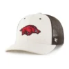 Gorra «Trucker» sin teñir de los Arkansas Razorbacks '47