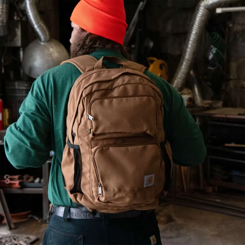 Mochila de 28 litros con dos compartimentos