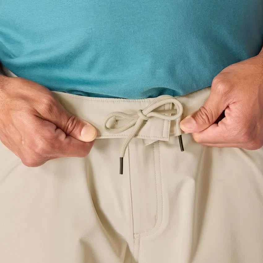 Pantalones cortos de trabajo Force Phoenix de 8" con protección solar y corte holgado