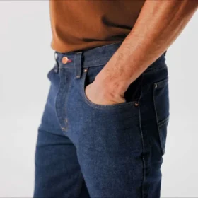 Vaqueros de trabajo de corte recto y holgado de la serie Crafted para hombre